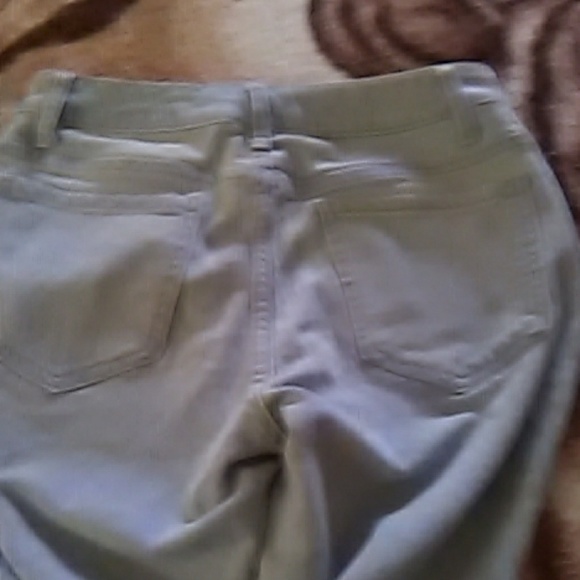 Button fly - Picture 2 of 3